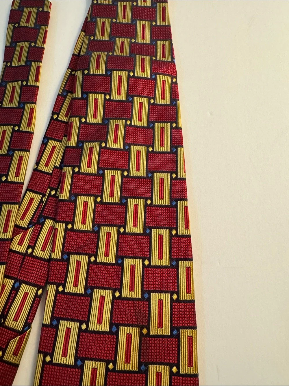 Studio By Fumagalli’s 100% Silk Neck Tie